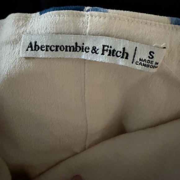 Abercrombie & Fitch Blue and Cream Floral Mini Dress - Picture 3 of 4